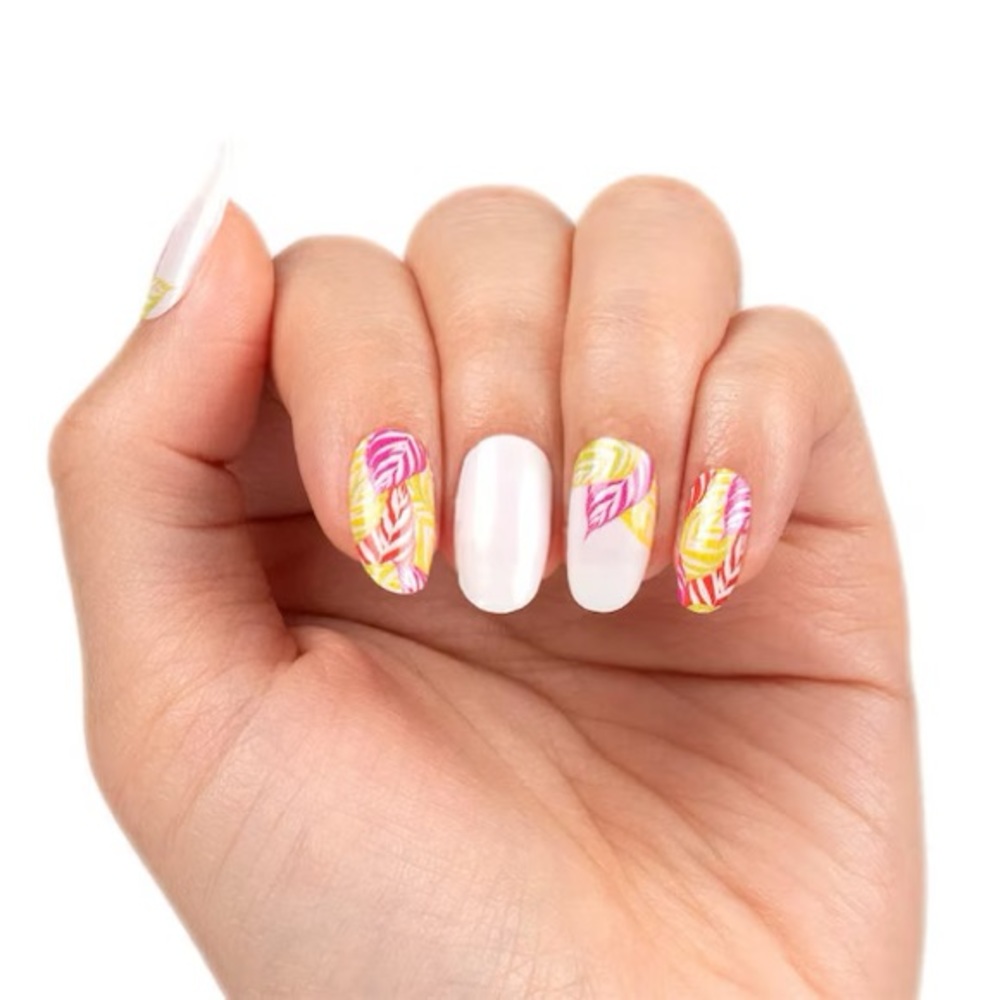 Color Street AS IT FERNS OUT Pink Green White Tropical Leaves Nail Set